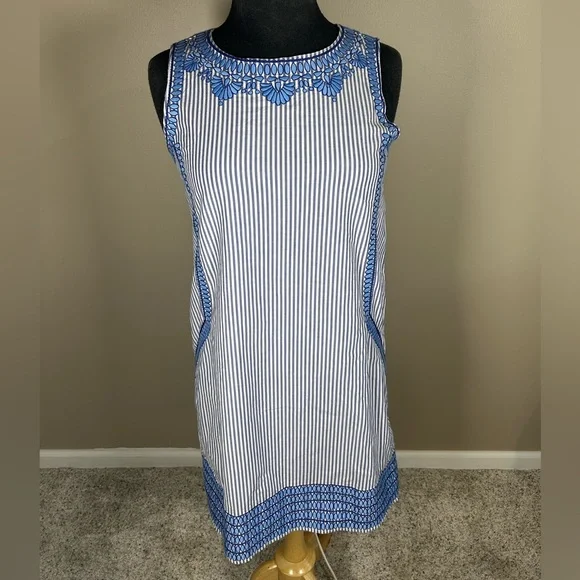 VINEYARD VINES Embroidered Dress NWT